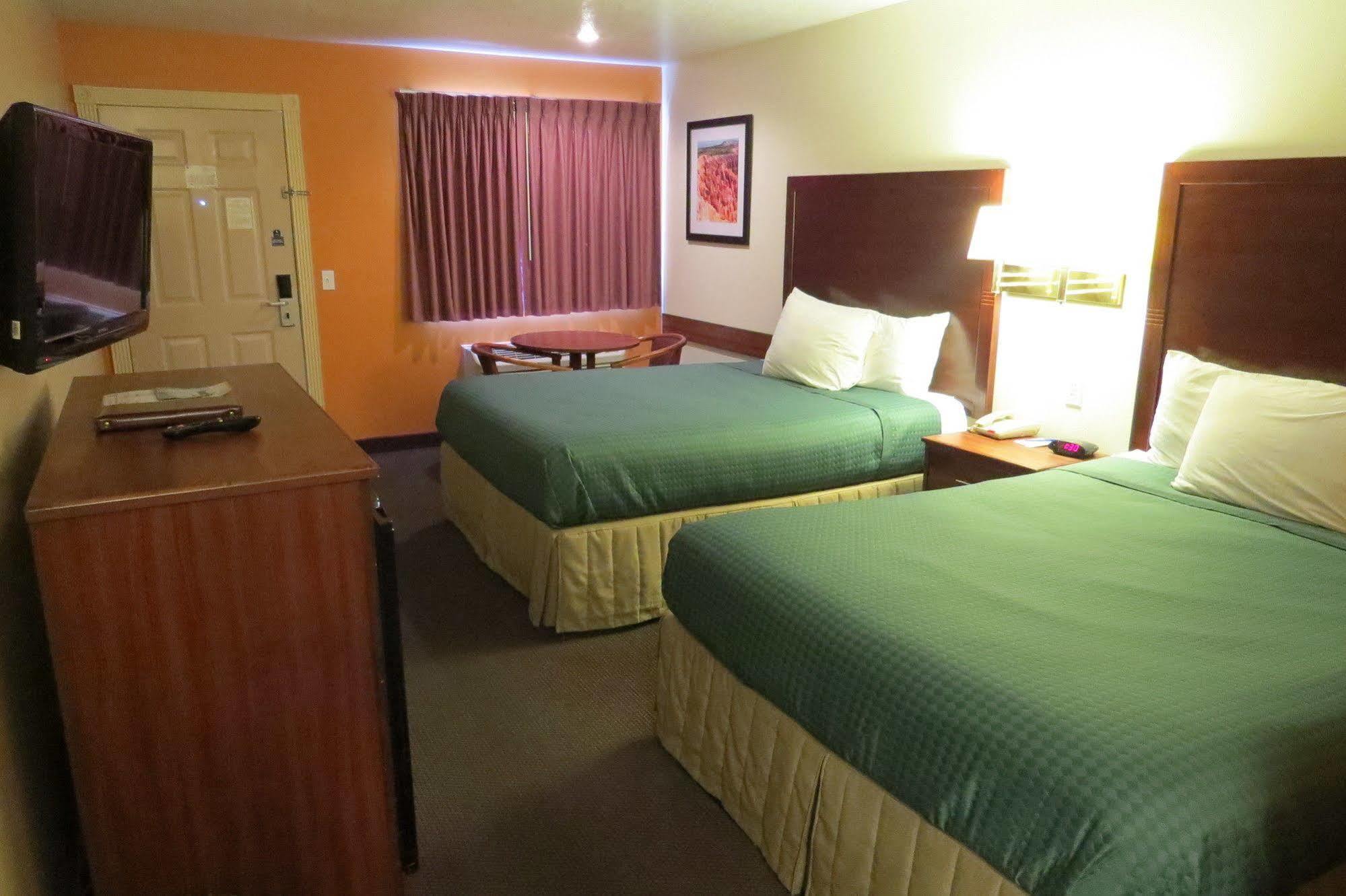 America'S Best Inn & Suites Saint George Exterior foto